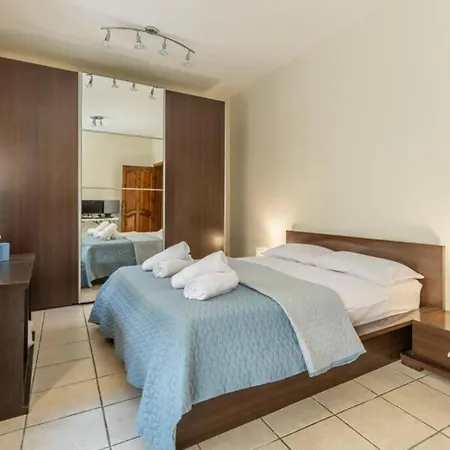 Maisonette Filled With Maltese Charm In The South Of Malta * Marsaskala